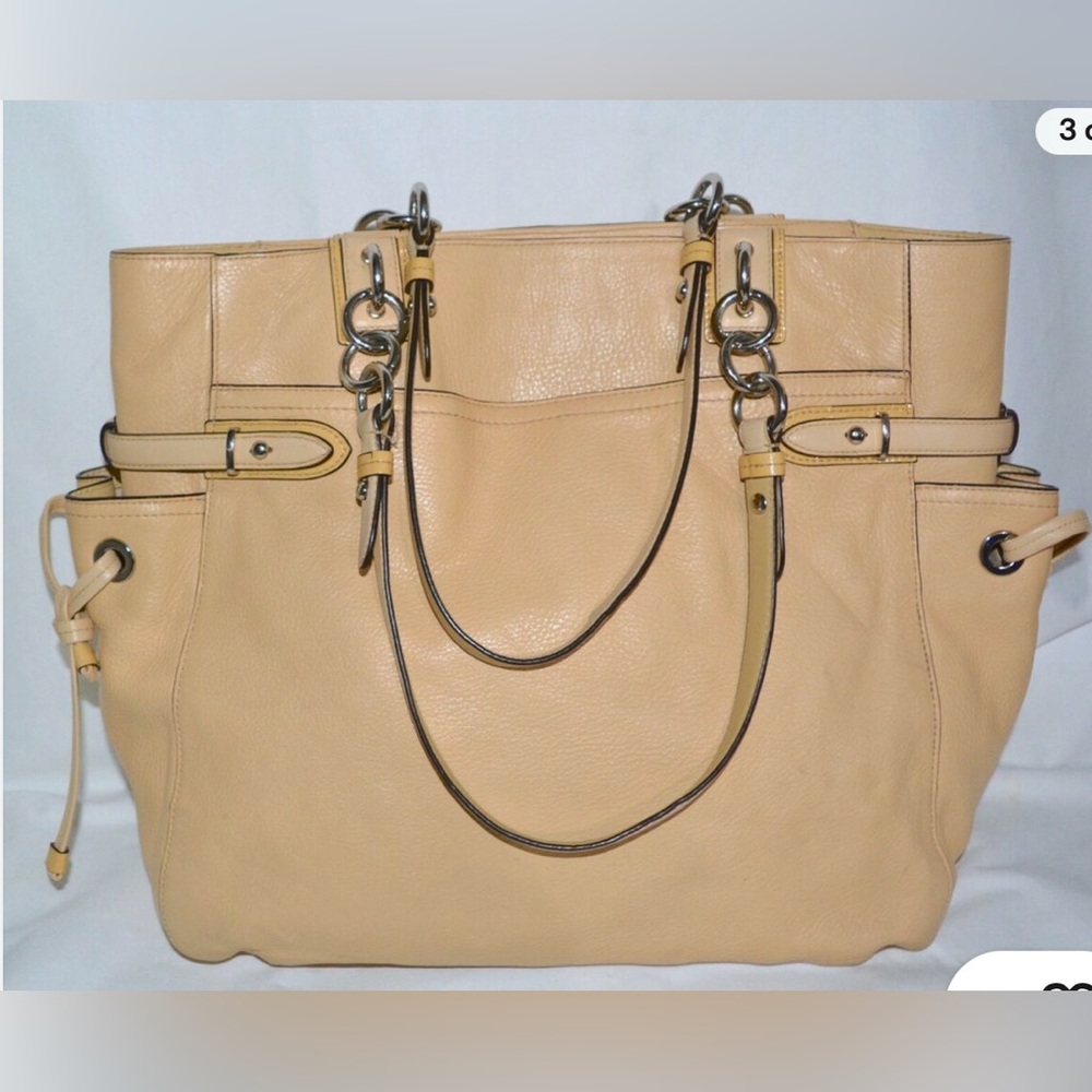 Coach Colette pebbled leather bag EUC